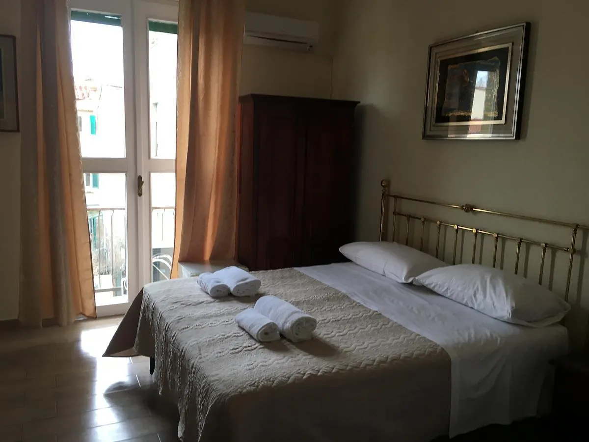 Hotel Etrusca Florence
